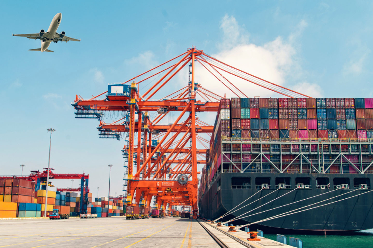 مدارک صادراتی شامل بارنامه هوایی آماده‌شده